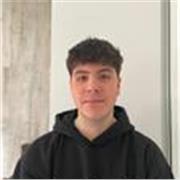 Graduado en Desarrollo Web y Especialista en Ciberseguridad. Imparto clases de programación, redes y seguridad informática.