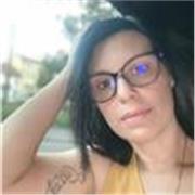 Sono una persona dinamica e positiva, penso che un ragazzo debba essere stimolato a dare il meglio di sé 