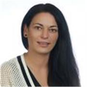 Italian tutor providing lessons to adults