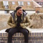 I give tailored sessions to students wanting to learn speaking and writing English at a comfortable pace.