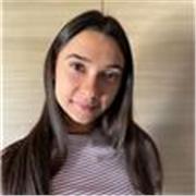 Studentessa frequentante il quinto anno di liceo offre lezioni di letteratura italiana