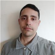 Profesor de geografía  apto para mayores de edad