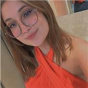 Soy una chica muy atenta y alegre, tengo mucha paciencia y buen trato con la gente, me adapto a las necesidades del alumno.