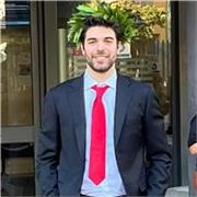 Sei alla ricerca di un insegnante privato serio e competente? Contattami e studieremo insieme un programma su misura per te.