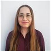 Estudiante española joven y divertida para aprender español de forma divertida y sencilla.