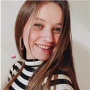 Profesora de castellano y catalán nativo ofrece clases a adultos o niños para aprender mejor estas lenguas