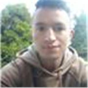 Profesor de apoyo de matemáticas para estudiantes en la modalidad virtual