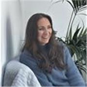 I’m a EMCC accredited coach helping students unlock confidence, potential & sharpen their performance with a warm & friendly style