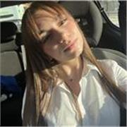 Profesora de inglés, imparto clases particulares desde infantil hasta 4° de la ESO. Ofrezco clases de refuerzo de otras materias.