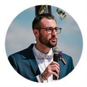 Professeur de STS (Science et technologie des services)