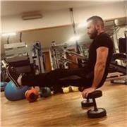 Allenati dove vuoi con un Personal Trainer esperto: lezioni individuali online e programmi di allenamento su misura.