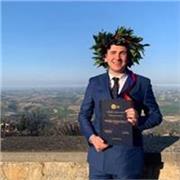 Offro lezioni di ripetizione agli studenti che stanno frequentando la scuola superiore. Troverete un insegnante giovane pronto ad accogliere ogni vostra esigenza e che comprende la difficoltà della materia.
