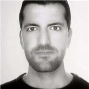 Profesor de dibujo técnico con muchos años de experiencia.