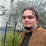 Étudiant expérimenté donne cours de programmation