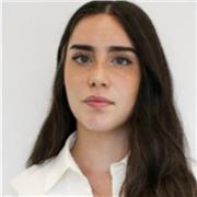 Profesora titulada en Filología Hispánica con un doble máster especializada en educación secundaria y especial.