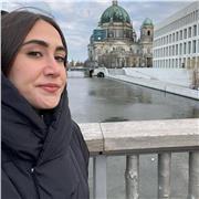 Laureata magistrale in lettere moderne impartisce lezioni di doposcuola a studenti delle scuole elementari, medie e superiori. Disponibile anche per lezioni di italiano a studenti stranieri