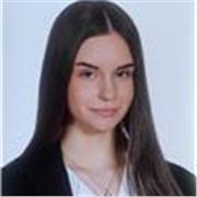 Soy una estudiante de 18 años que busca impartir clases de inglés, desde A1 hasta B2, en Torrejón de Ardoz y alrededores