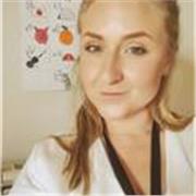 Native English teacher with 10 years of experience offers private lessons for children and adults in Málaga, online and in person