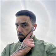 Experienced Music Producer Offering Tailored Lessons to Aspiring Creators
