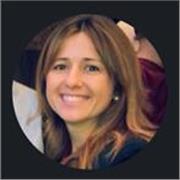 Profesora titulada de Enseñanza de Español como Lengua Extranjero con más de 10 años de experiencia enseñando en Inglaterra. 