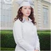 Patient and energetic Spanish tutor, I like to give dynamic lessons to all students from complete beginners to advanced. I take in consideration learning style from each student to adapt my classes and assure a good learning from the students. 