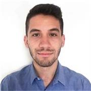 Profesor certificado en el nivel C1 de inglés, con experiencia de 6 meses, doy clases dinámicas desde ya sea un nivel principiante del estudiante o un nivel avanzado