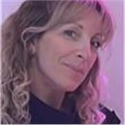 Professeur De Danse, chorégraphe, metteur en scène formée à Broadway en comédie musicale