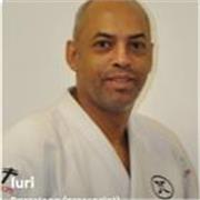 Soy entrenador y profesor de Judo - 3er Dan con e periencia de 8 años como profesor y me ofrezco para las clases particulares