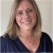 Youth coach with 16+ years’ teaching experience. Supporting young people build confidence, resilience, and study skills. 
