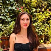 With nine years in biopharmaceuticals and a strong foundation in immunology, I bring hands-on scientific knowledge to my teaching