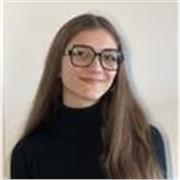 Diplômée d’un master droit public, mention droit de l’environnement, cours en ligne 