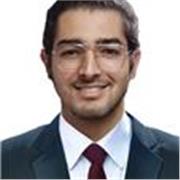 Profesor de Derecho Público. Áreas de derecho administrativo y constitucional