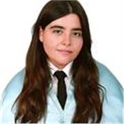 Graduada en Historia, para dar clase de Historia o inglés tanto a nivel de primaria como de secundaria y bachillerato.
