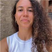 Ortopeda, que enseña Anatomía y biología para primaria