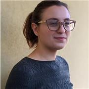 Editor professionista e autrice, disponibile per analisi del manoscritto, revisione e correzione di bozze