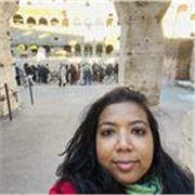 English tutor available for adolescents and adults (online)