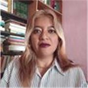 Maestra con experiencia en clases virtuales y capacitación a estudiantes y docentes