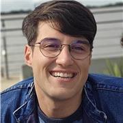 Dou aulas de matemática para alunos do ensino básico até a gradação