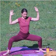 Professeure yoga certifié alliance yoga, cours en plein air ou à domicile hatha yoga, ashtanga yoga et vinyasa