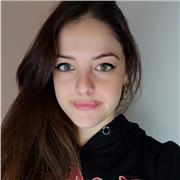 Studentessa di Lettere per ripetizioni di materie umanistiche