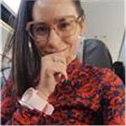 Profesora de matemática imparte conocimientos en probabilidad y estadística avanzada y aplicada