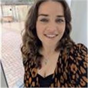 Graduate from the University of Oxford, experienced tutor