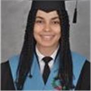 Recién graduada en Estudios Ingleses con un alto nivel en el idioma