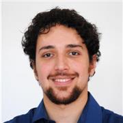 Mathe-Master-Student und Mathe-Tutor, der SchülerInnen, AbiturientInnen und Studierenden Nachhilfe gibt