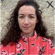 Professoressa di yoga in francese, inglese e italiano