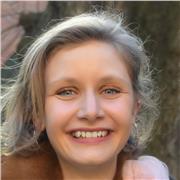 Insegnante qualificata di Storia, Filosofia, Italiano e Lingue straniere (tedesco, inglese)