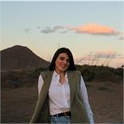 Soy profesora de química para todos los niveles de E.S.O y Bachillerato, con cinco años de experiencia.