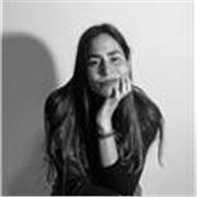 Profesora de Lengua Castellana y Literatura titulada con honores por la Universidad Nacional de Cuyo 