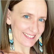 English tutor for adults, teenagers and children. I offer you: General English, Speaking clubs, Business English