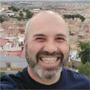 Contable apto para dar clases de Contabilidad hasta Bachiller.